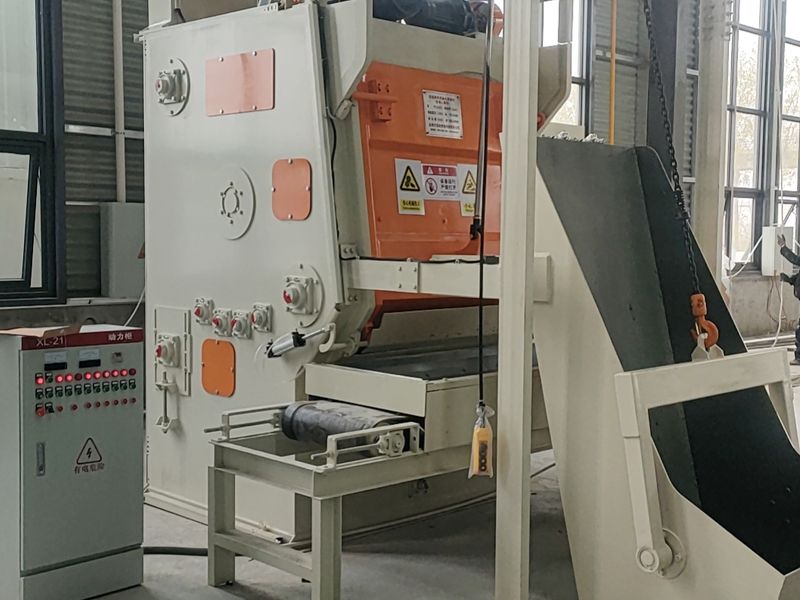 履带式抛丸清理机